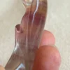 Fluorita arcoíris Virgen con alas natural
