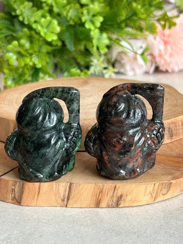 Búho guardián · Zoisita verde / Mahogany Obsidian
