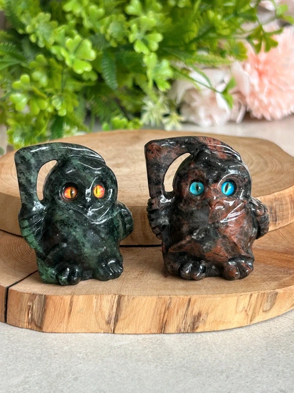 Búho guardián · Zoisita verde / Mahogany Obsidian