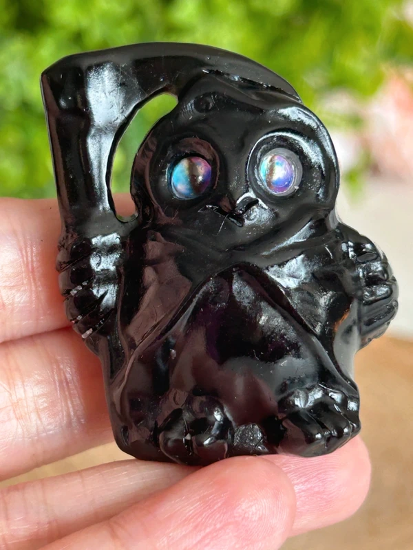 Guardian Owl · Natural Obsidian