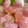 Cuarzo rosa natural en bruto • cuarzo rosa gemmy natural • Mineral crudo • cristal decorativo