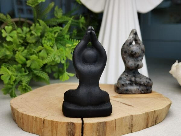 Piedra de fuego figura de yoga / Obsidiana - natural