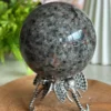 Esfera de piedra Fire Mountain natural