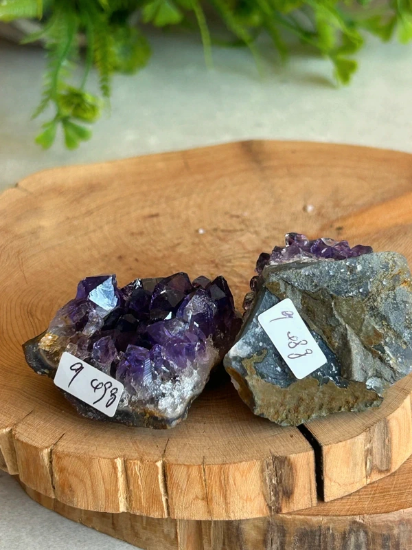 Pareja de amatistas naturales - violeta intenso
