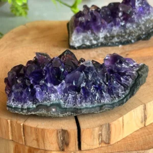 1780152808.webp Pieza de amatista natural - violeta intenso 88g