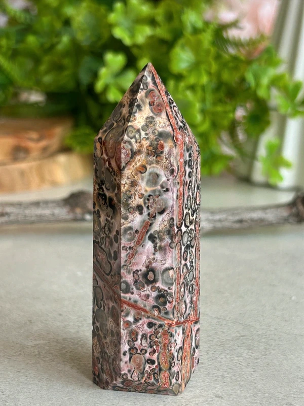 Torre de Jaspe Leopardo Rosa natural