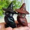 Buho brujo tallado en obsidiana natural - con sombrero de mago