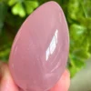 Huevo de cuarzo rosa natural - tono intenso