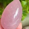 Huevo de cuarzo rosa natural - tono intenso