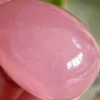 Huevo de cuarzo rosa natural - tono intenso