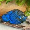 Pez de labradorita natural - destellos azul electrico