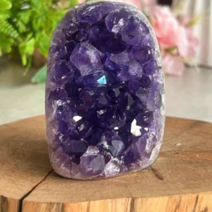 Drusa de amatista natural - violeta profundo
