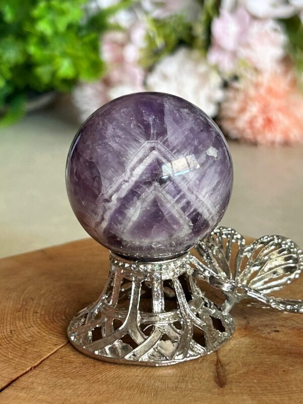 Esfera Chevron Amethyst Phantom AAA Natural · Doble Triángulo Phantom · Rainbow Crystal Ball · Mineral de Colección y Decoración