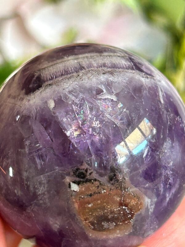 Esfera Chevron Amethyst Phantom AAA Natural · Doble Triángulo Phantom · Rainbow Crystal Ball · Mineral de Colección y Decoración